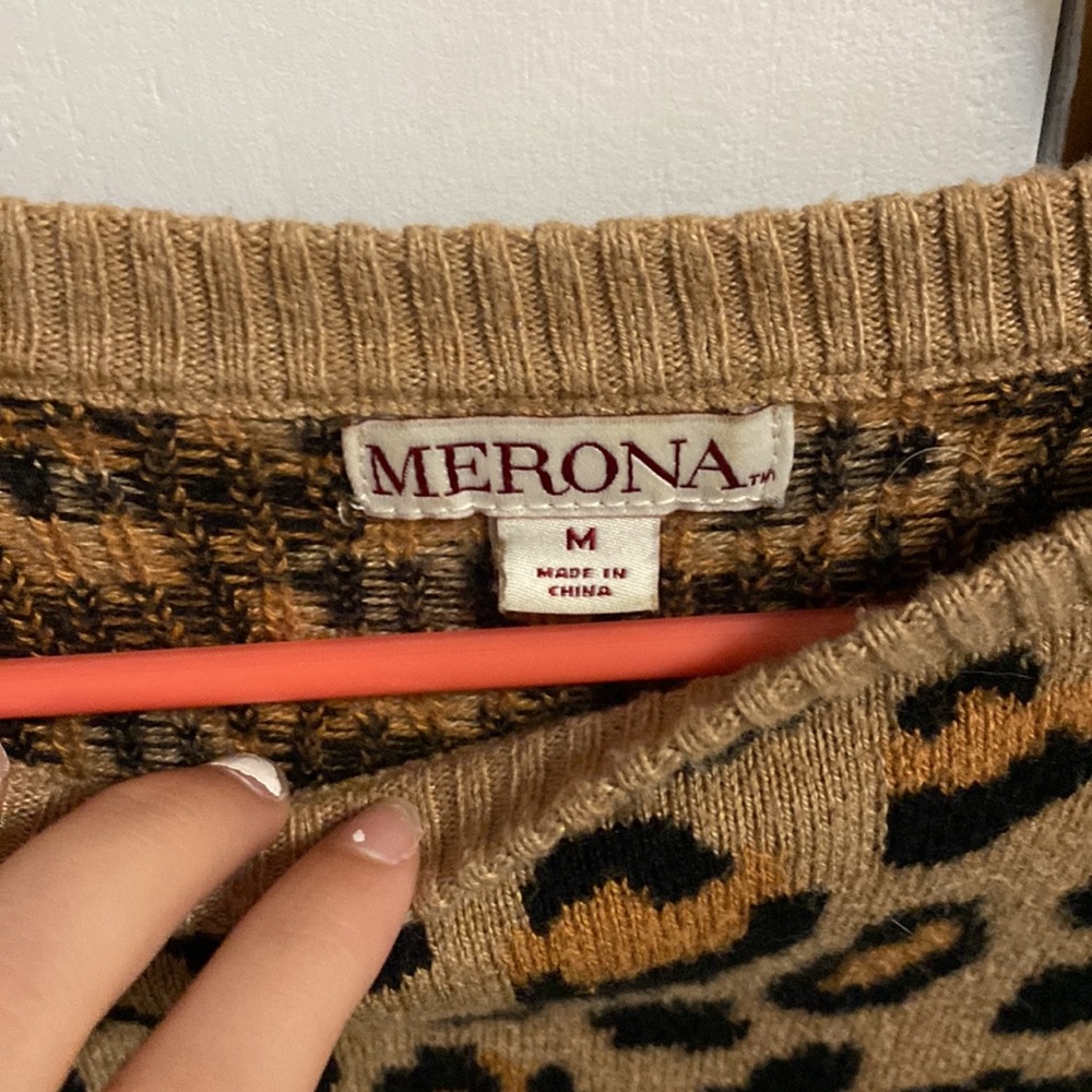 HUGE BUNDLE. Sweaters + long sleeves. All in perfect condition. - Picture 5 of 15
